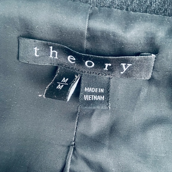 THEORY Wool Coat w/ Leather Sleeves - M - Picture 4 of 5